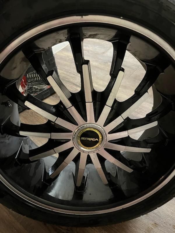 Strada Rims 20 Inch Nice Shape I Have All Four Tires Are Okay 350