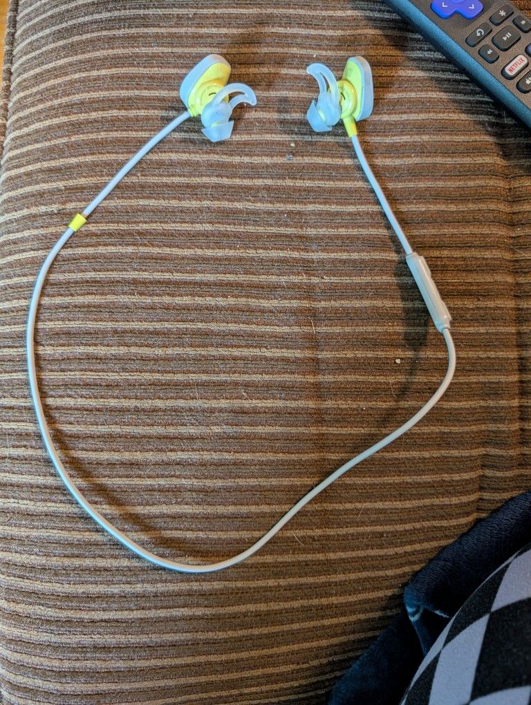 Bose Soundsport Head Phones