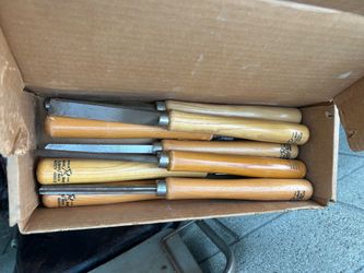 Lathe chisels