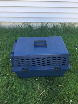 Deluxe Vari Dog Or Cat Kennel 16”W x 15”H x 24