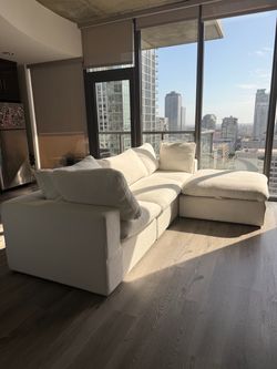 Down Feather Modular Sectional w/ storage ottoman