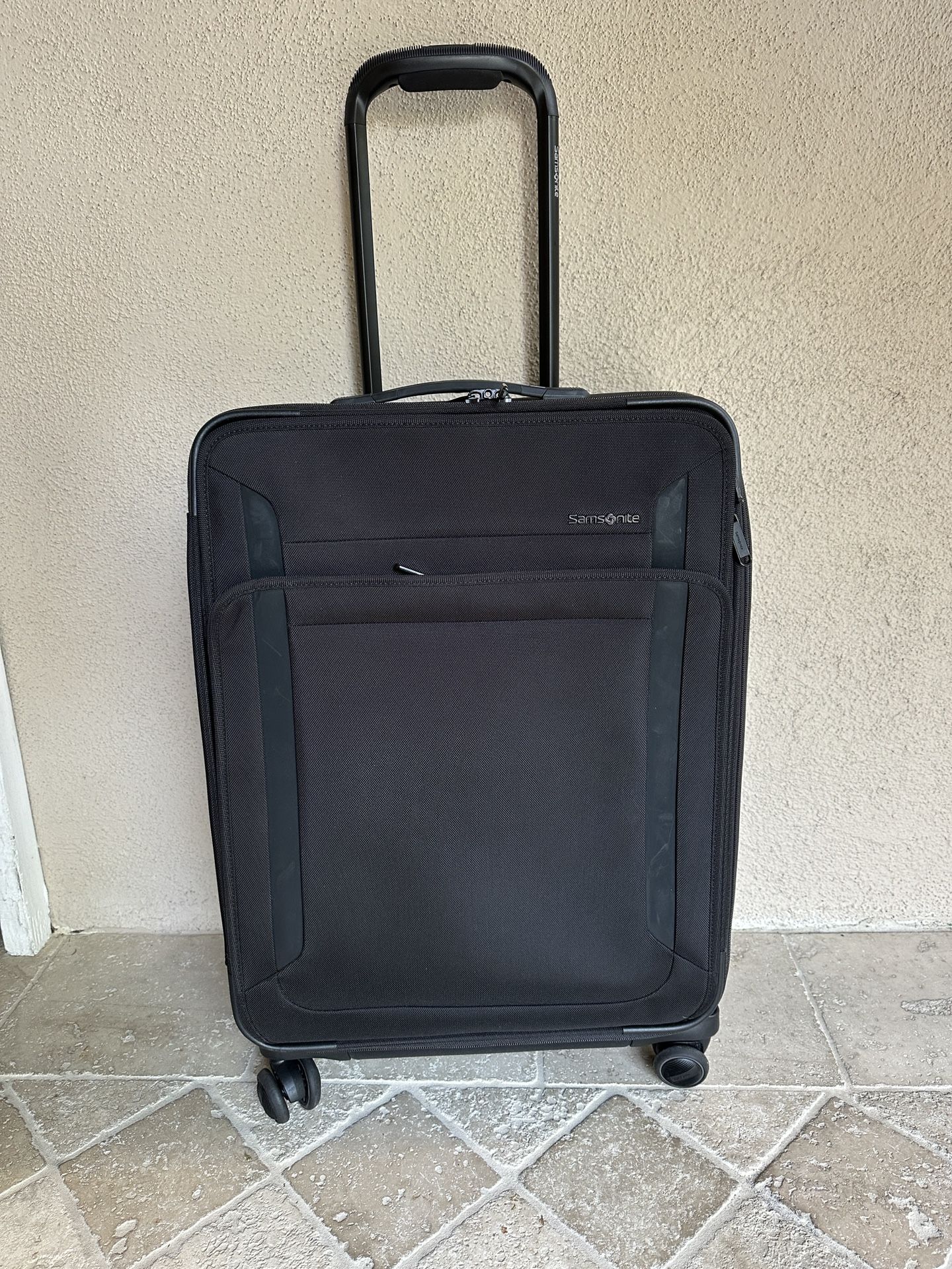 Samsonite Silhouette 17 Carry On Spinner 21”