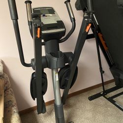 NordicTrack E5VI Elliptical (Can Deliver For Delivery Fee)