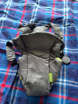 Baby carrier like new