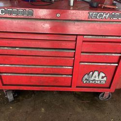 MacTools Box With Tools 