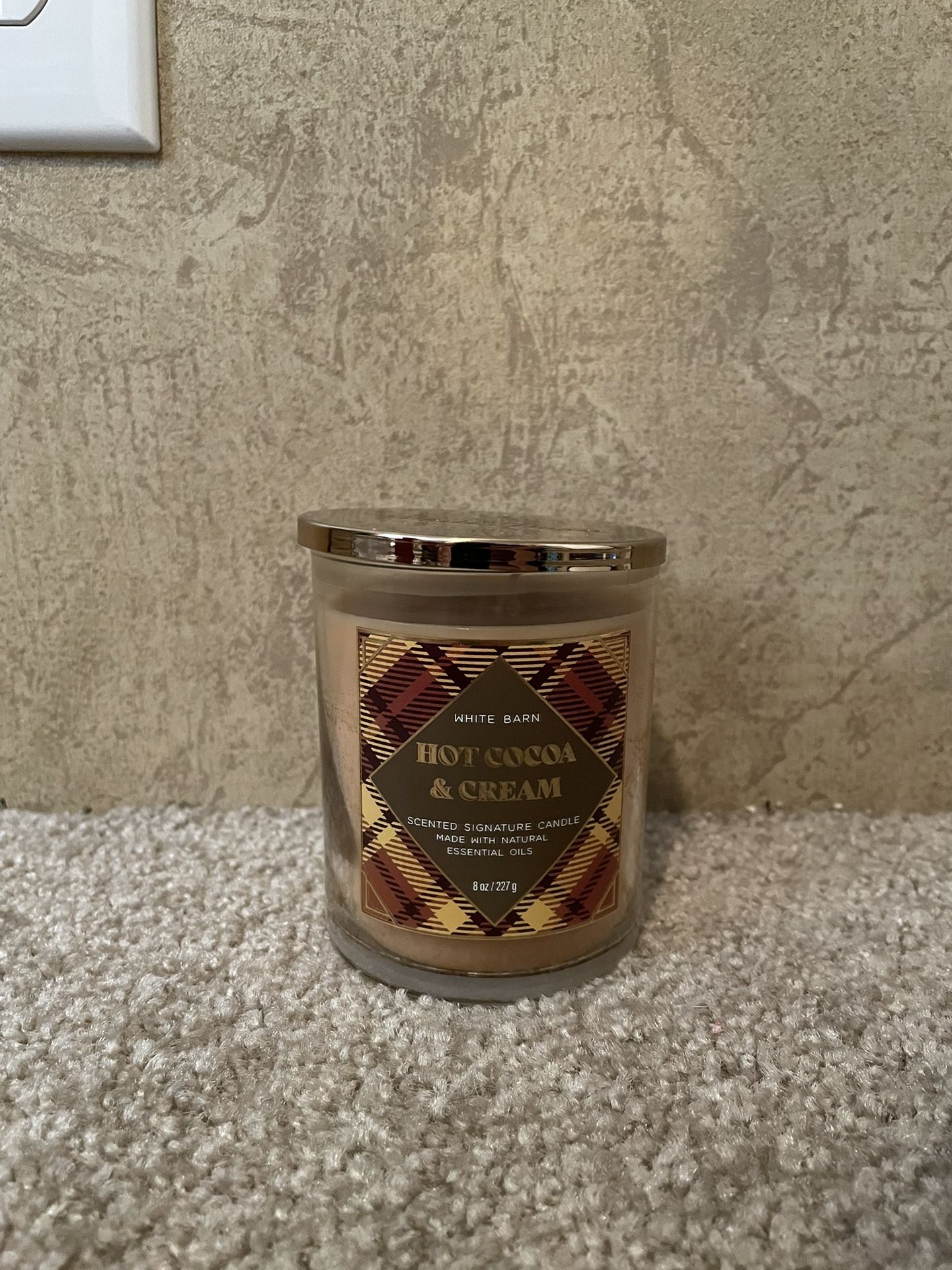 Bath And Bodyworks Candle In Scent Hot Coco & Cream Single Wick