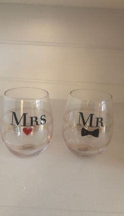 Mr & Mrs wine glasses.