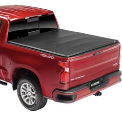Gator ETX Soft Tri-Fold Truck Bed Tonneau Cover | 59109 | Fits 2014 - 2018, 2019 Ltd/Lgcy Chevy/GMC Silverado/Sierra 1500 5' 9" Bed (69.3")