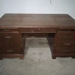 FREE! Large Wood Clemco Desk