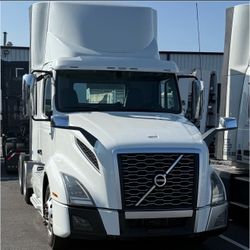 2018’ Volvo Daycab 25k