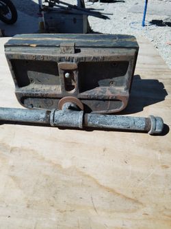 Vintage Colombian Under Bench Wood Vise