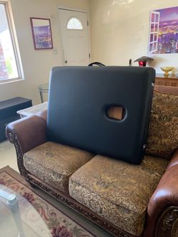 Massage table