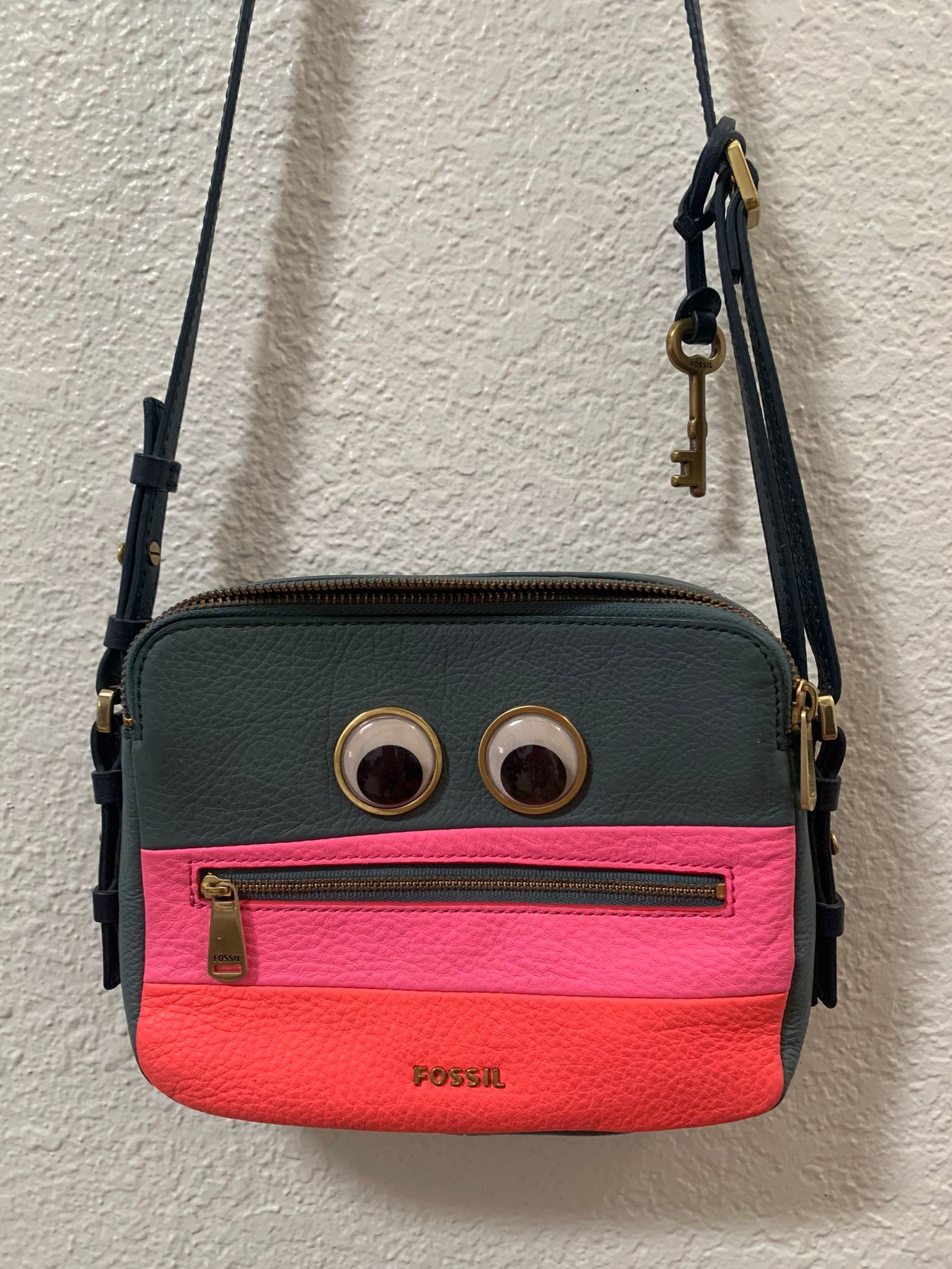 Fossil Small Googly Eyes Bag