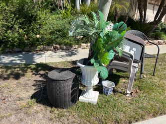 Free chairs and garden stuff