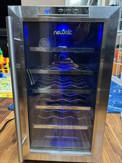 NewAir 18-Bottle Wine Cooler Stainless Steel