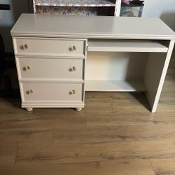 Desk with drawers and pull out writing table 