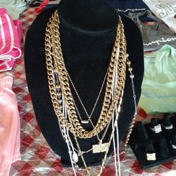 cuban links,lion chain bible chain ,zodiac chains,