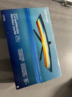 Essential Curved Monitor 24