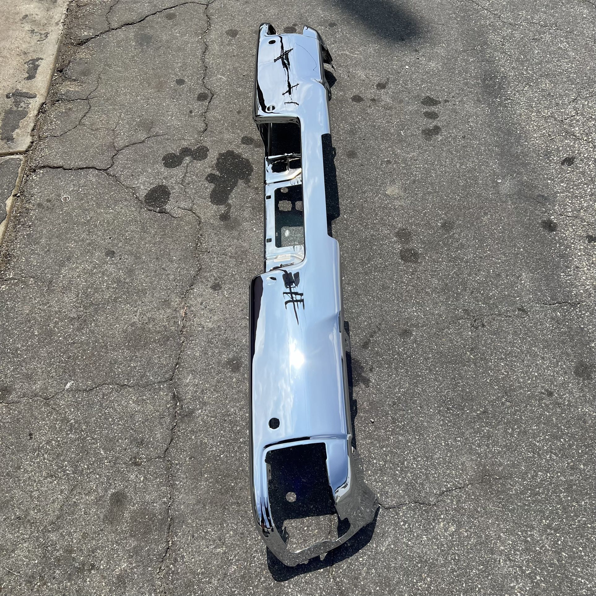 Chevy Silverado & GMC Sierra 1500 / 2500 / 3500 Rear Bumper OEM 2014 2015 2016 2017 2018 (sensor holes)