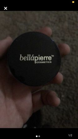 Makeup foundation Amaretto