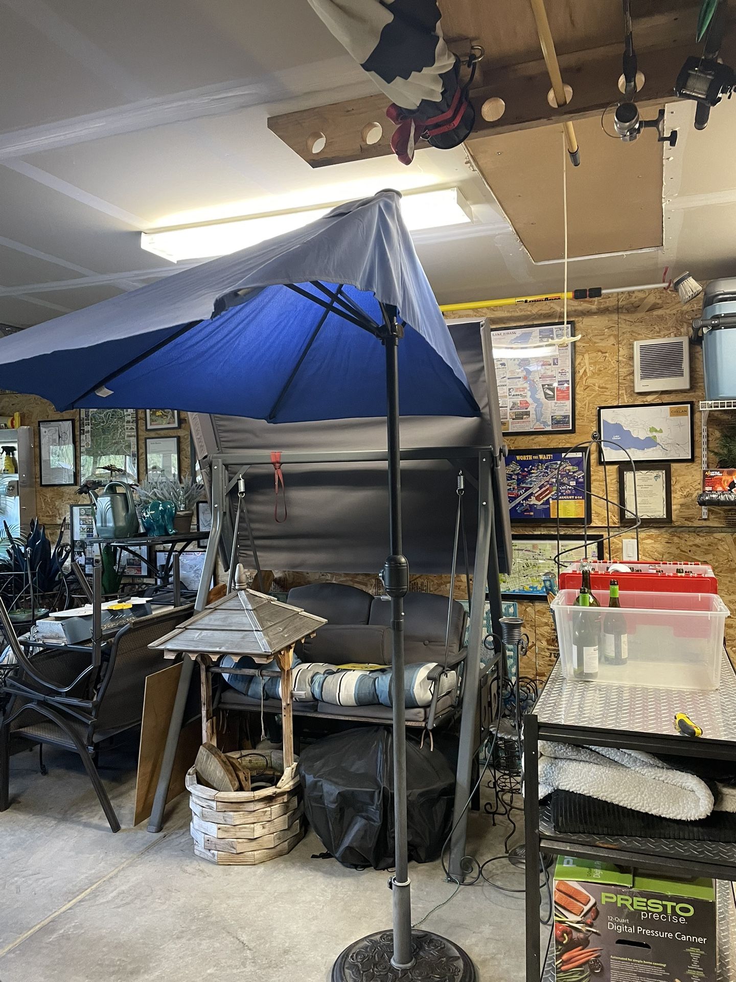 Half Patio Umbrella With Stand