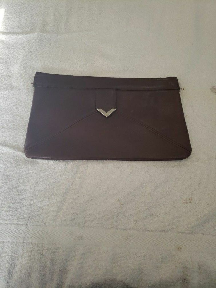 Leather Pouch With Zipper Inside