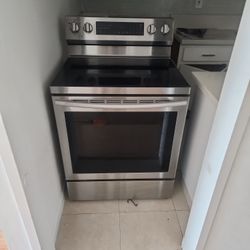 Samsung Electric Stove/oven