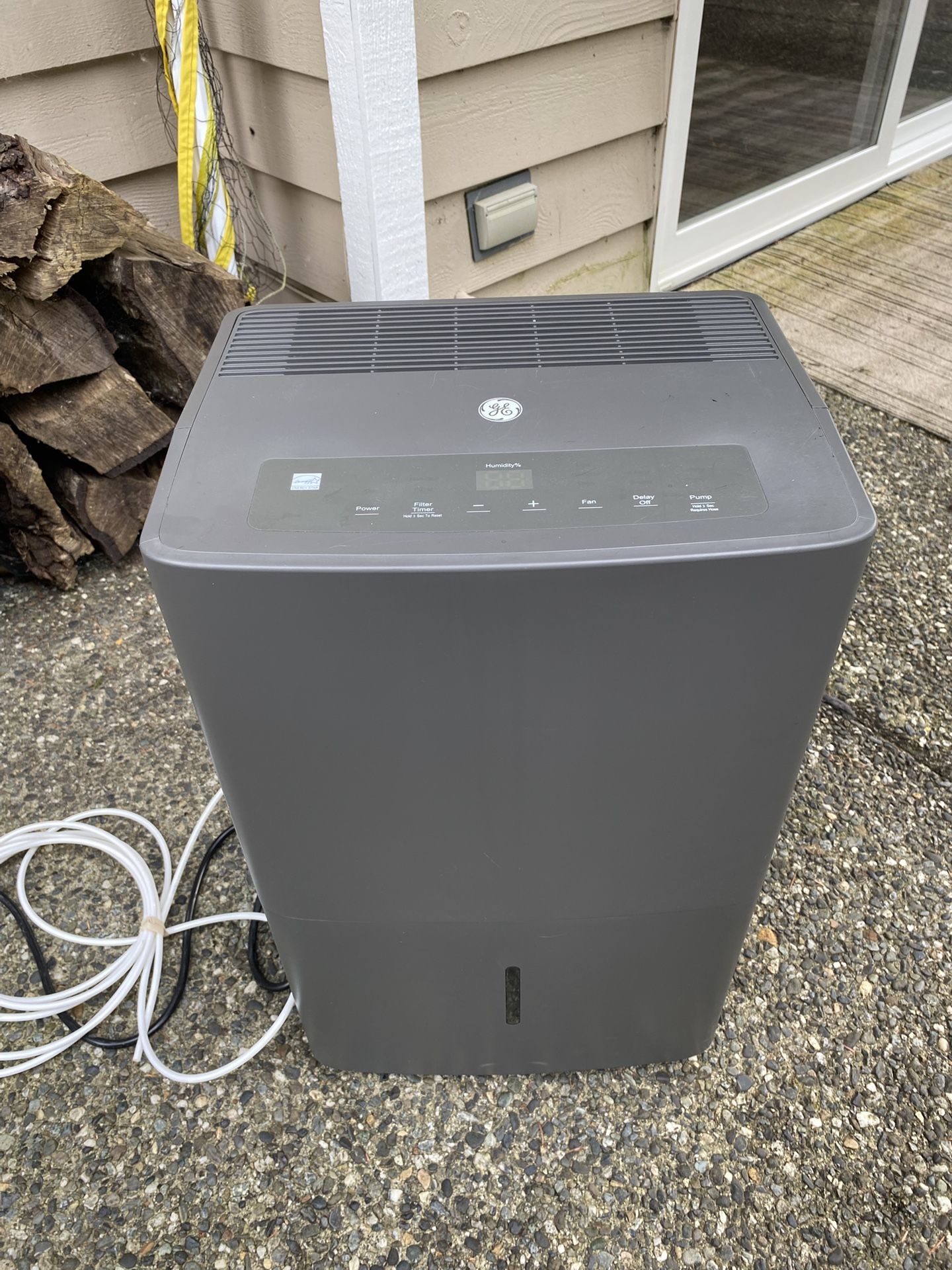 GE Dehumidifier *Like New*