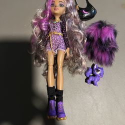 Monster High Doll Binder And Accessories