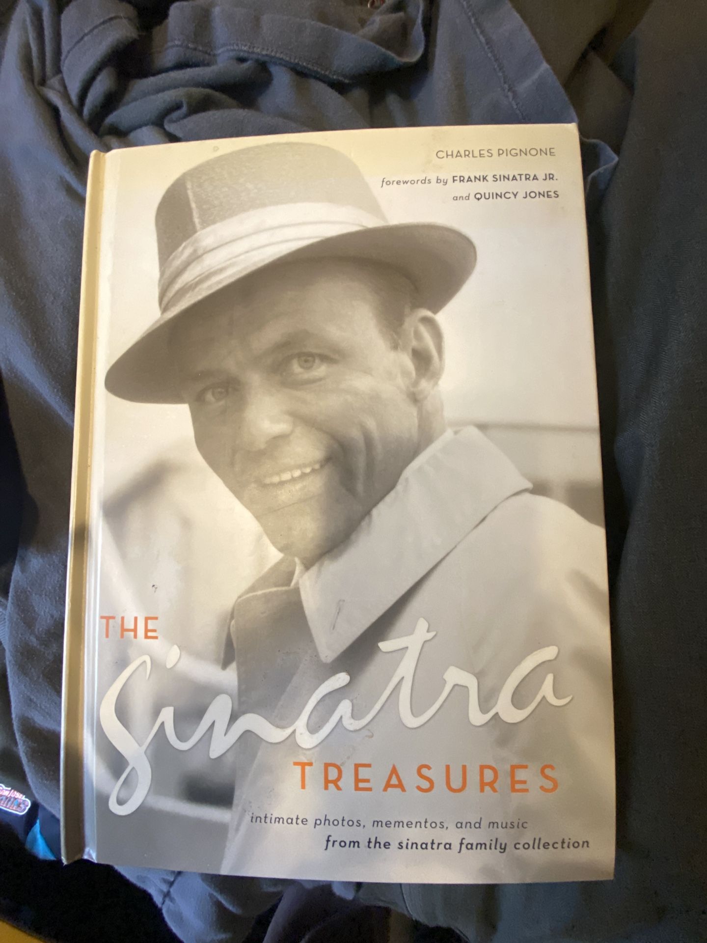 Frank Sinatra Book: The Sinatra Treasures: Intimate Photos, Mementos, And Music From The Sinatra Family Collection