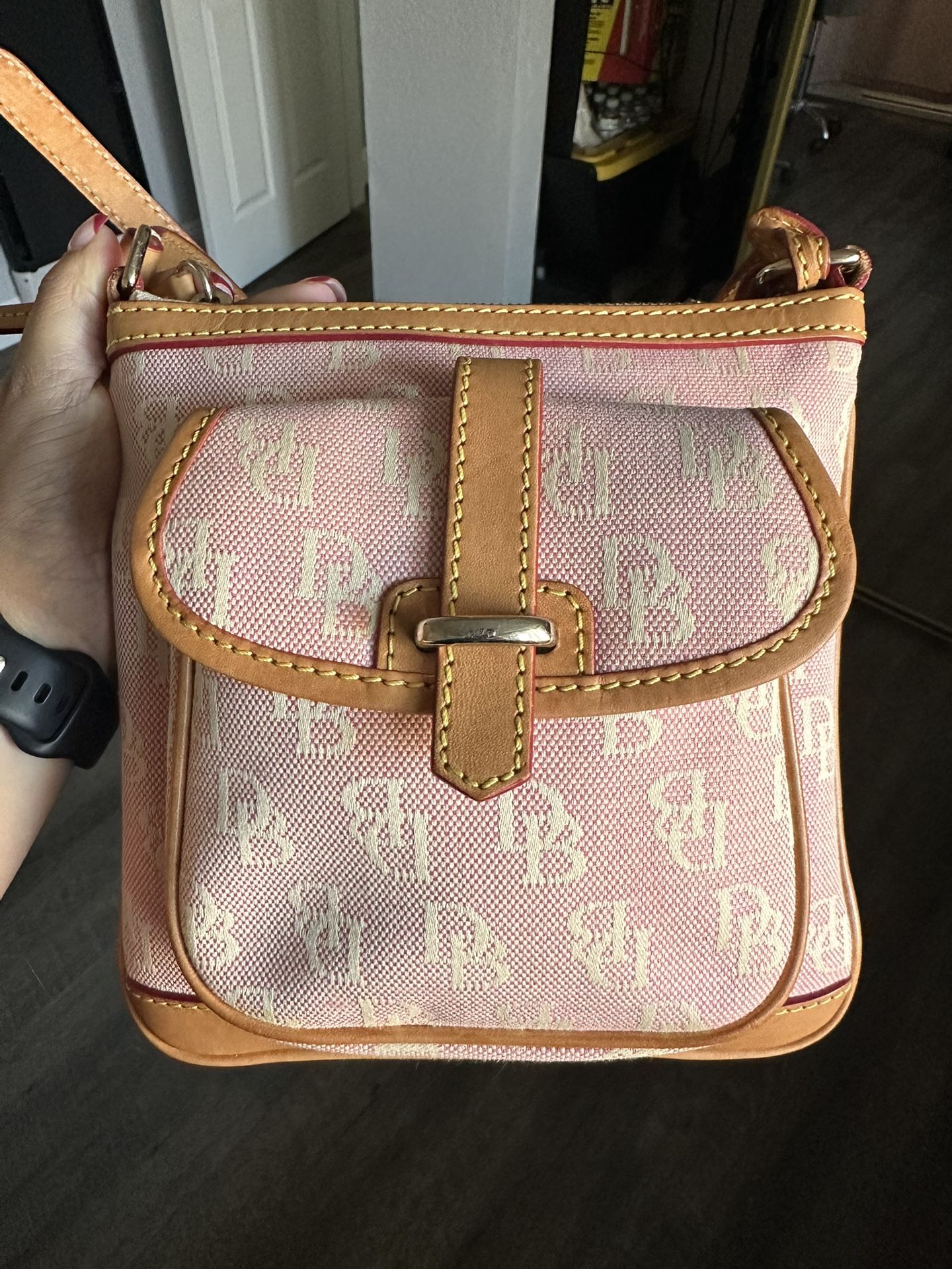 Dooney & Bourke Pink Signature Crossbody Purse.