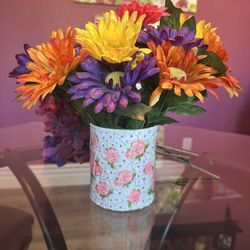 Tin Can Flower Pot Pink Roses