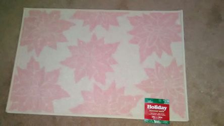 Accent Mat* (brand new w/tags*) skid resistant*