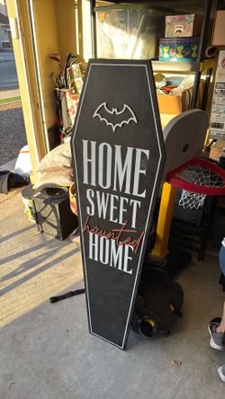 Halloween decor