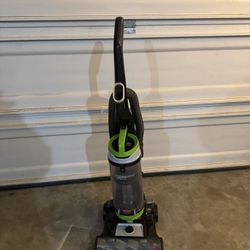 VACCUM CLEANER