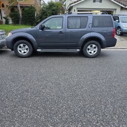 2011 Nissan Pathfinder
