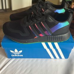 Adidas Women Size 6