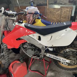 98 Cr 125 Runs And Looks Awesome. 2022 Rm 125 This Bike Is A Screamer 4,800 Or Bo Takes Them Both.only Reason Selling Is Because Of Health Issues And 