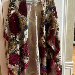 Simply Noelle-Kimono Wrap Sheer Velour Gypsy Shawl Sangria Color Floral One Size 5345