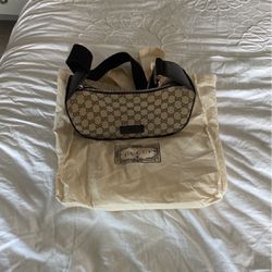Gucci Purse (Authentic, nothing fake + papers)