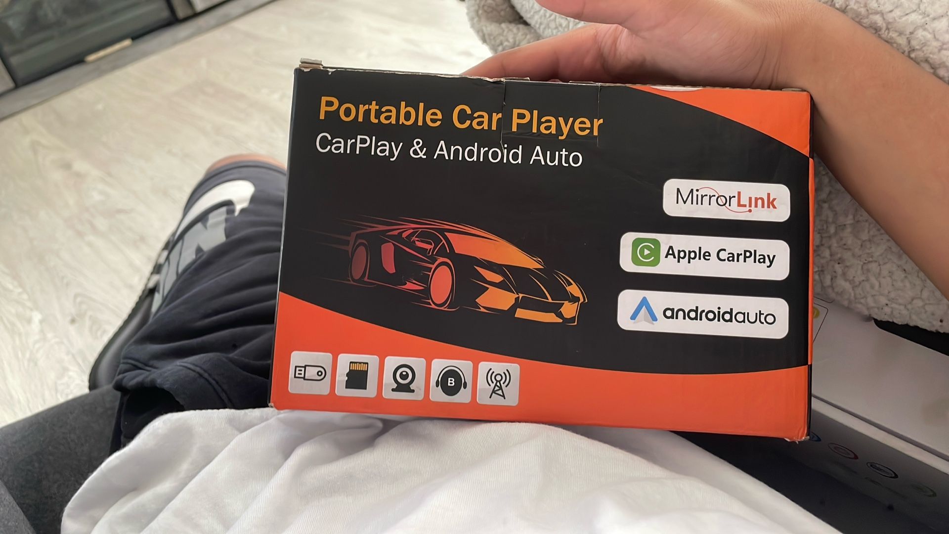 Portable car play & Android Auto