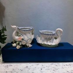 Vintage Two Piece Set Of Swan Planters Pots  #1490