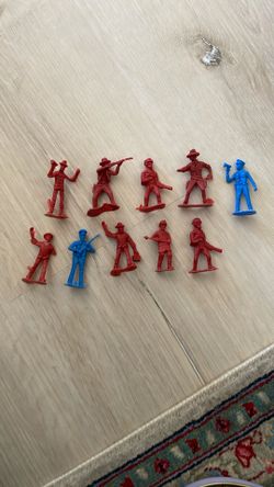 Vintage Plastic Set Of Fireman And Police Action Figures 