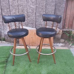 Bar Stools 