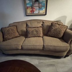 Set Sofa And Love Seat