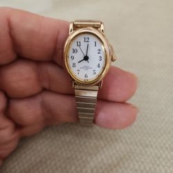 Ladies Vintage Quartz Watch