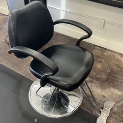 Styling Chair 