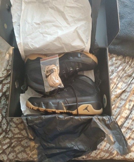 Retro 9 Boots Mens