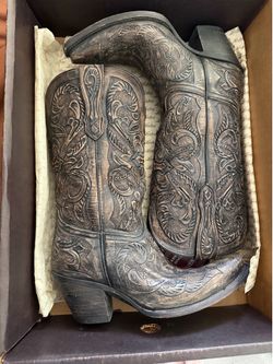 Lucchese women’s boots