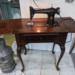 Singer Model 66 sewing machine